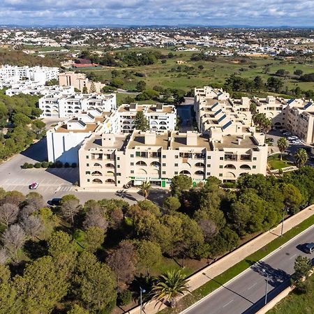 Salgados 1 Bedroom Apartment - 500M From The Beach Гия Екстериор снимка
