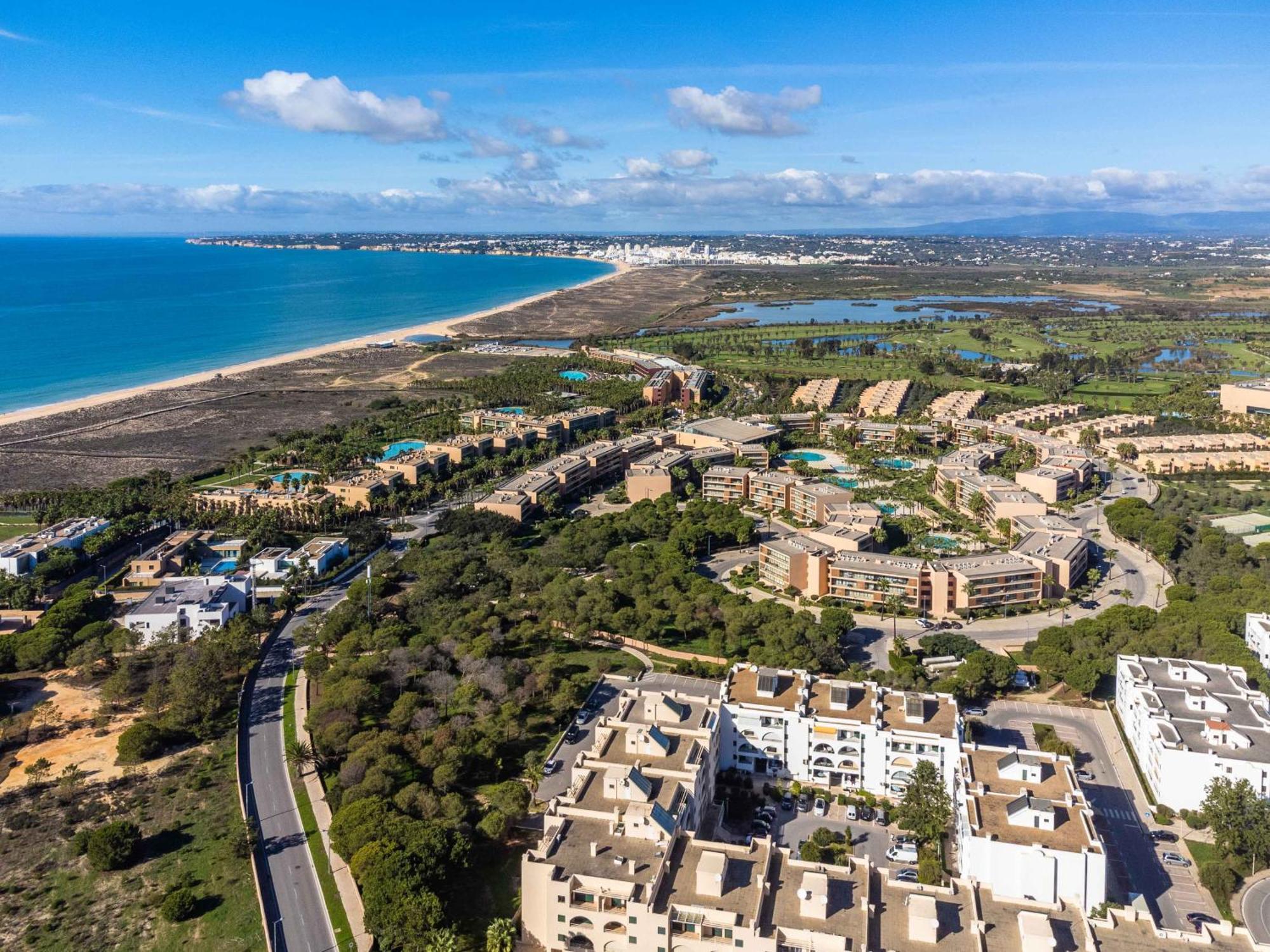 Salgados 1 Bedroom Apartment - 500M From The Beach Гия Екстериор снимка